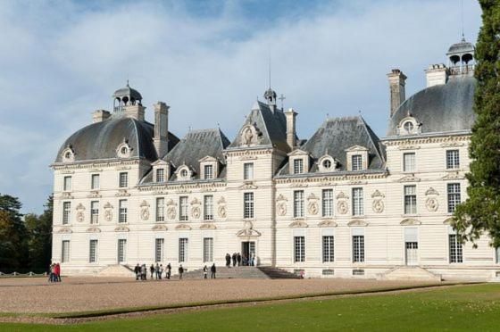 Loire Velo 3 Appartements Moderne Velo Parking 20 Places Velos Centre Ville Historique บลัวส์ ภายนอก รูปภาพ